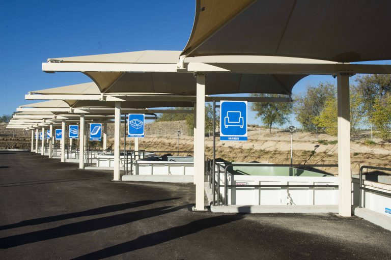 El Punto Limpio de la calle Virgilio recicla más de 1.300 toneladas de residuos en tres años