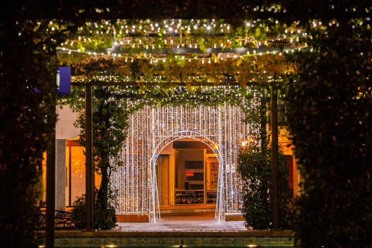 Pozuelo iniciará la Navidad con el encendido de luces y un espectáculo de farolillos