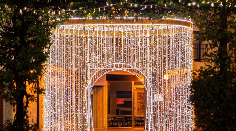 Las calles de Pozuelo, listas para la iluminación de Navidad