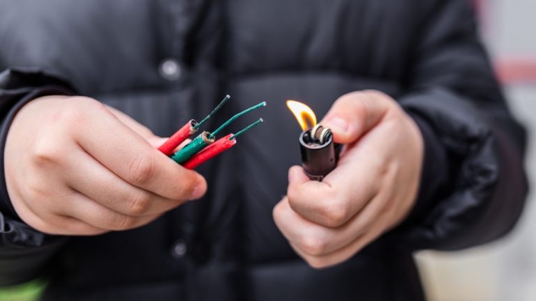 material pirotécnico