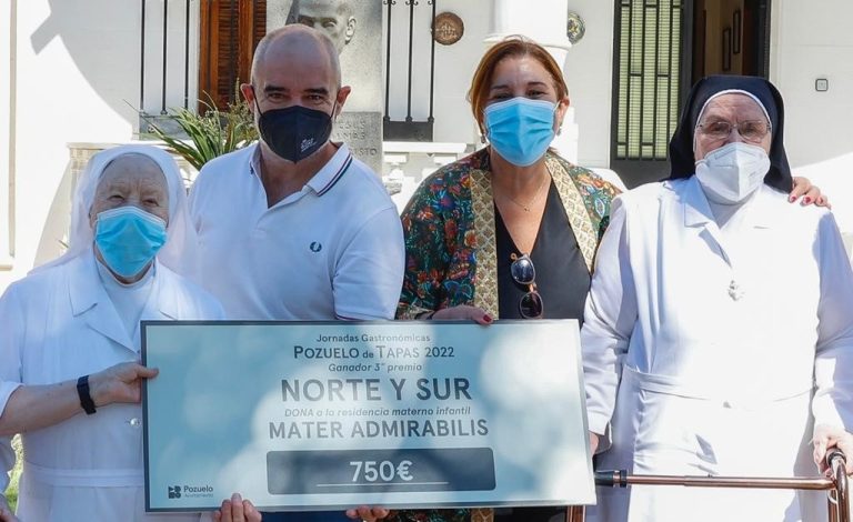 La solidaria acción del comercio con la donación del premio ‘Pozuelo de Tapas’