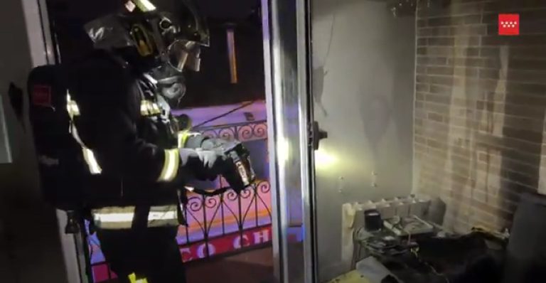 Un incendio provoca graves daños en una vivienda en la calle García Martín