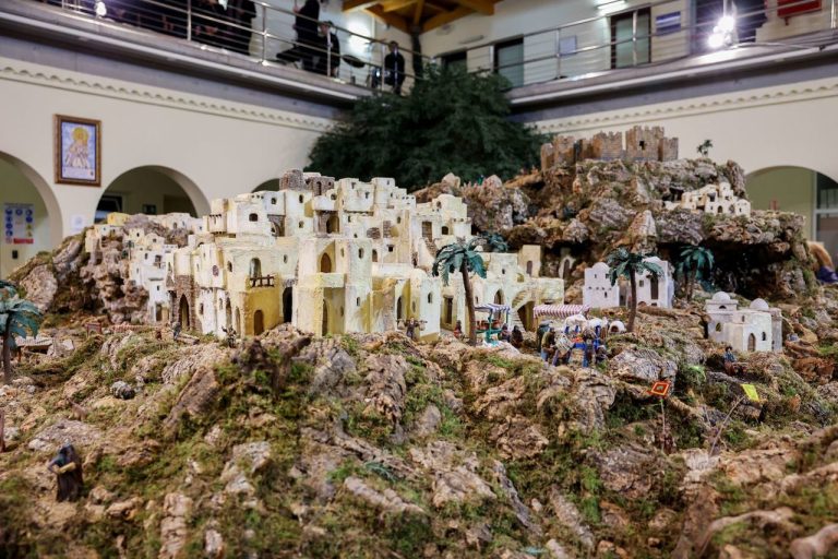 El tradicional Belén del Ayuntamiento de Pozuelo ya recibe visitantes