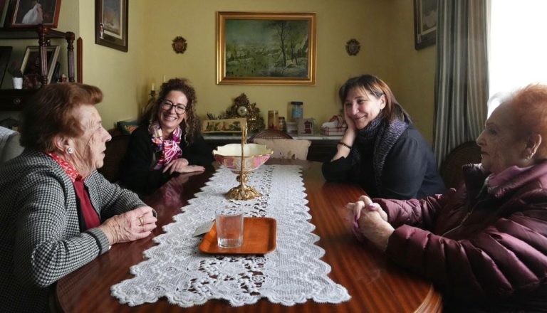 La ordenanza municipal de ayuda a domicilio amplía coberturas, prestaciones y beneficiarios