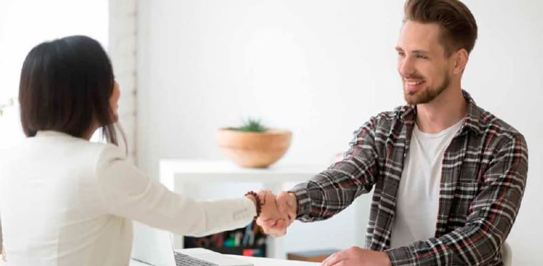 ‘Entrevístate’: una iniciativa para facilitar el acceso al mercado laboral