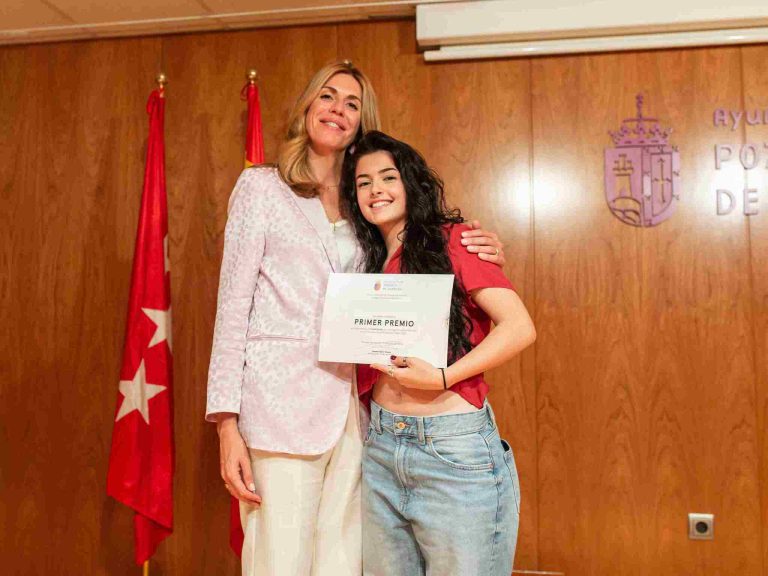 Becas universidad Pozuelo