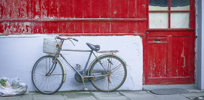 exposición "hilos de acero y bambú" en Pozuelo