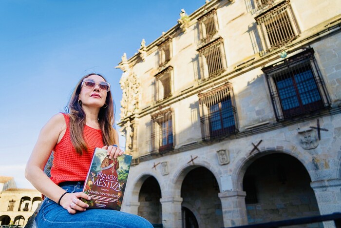 Carmen Sánchez-Risco, autora de La Primera Mestiza