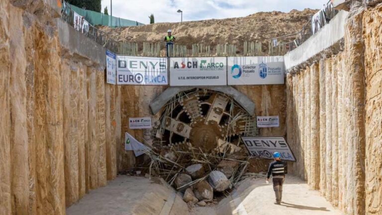 Tuneladora Lady Madrid excavando el gran colector que protegerá a la ciudad de inundaciones.
